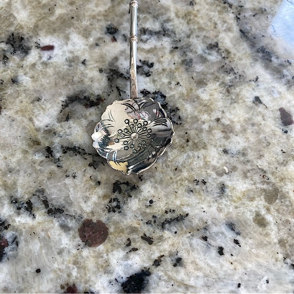 Antique Japanese Sterling Silver Demitasse Spoons, Set of 6 - Picture 5 of 16